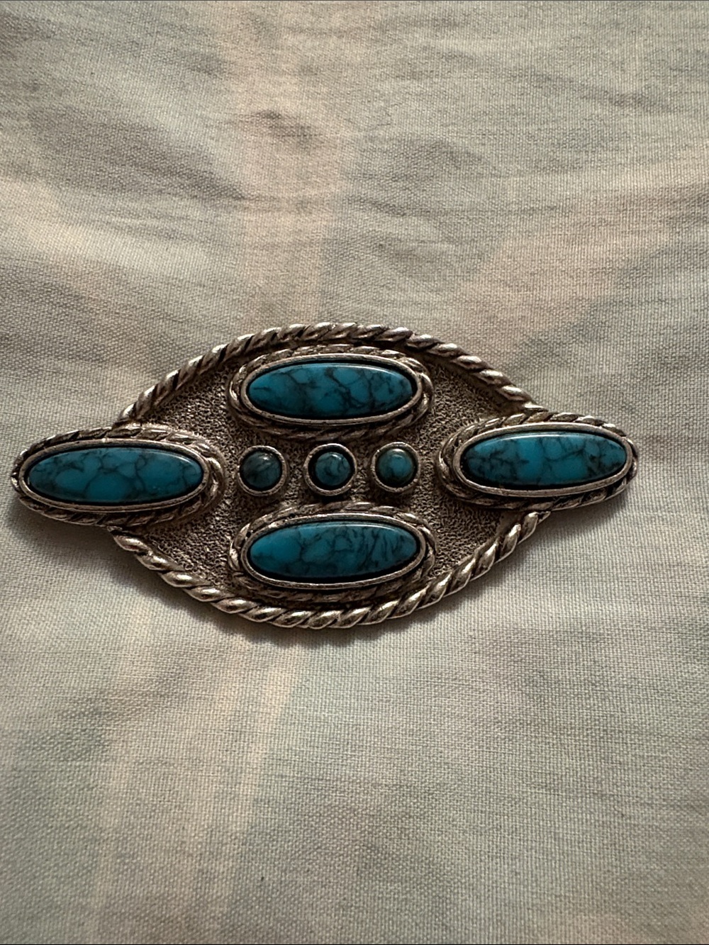 Vintage Faux Turquoise Beads Silver-Tone Brooch  Accent Rope Edges